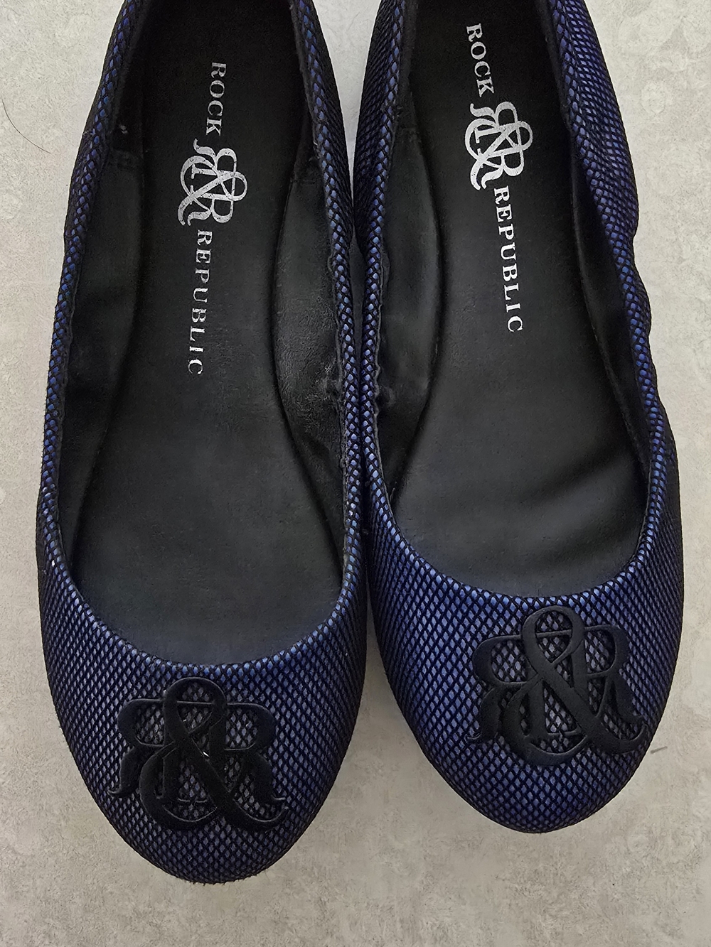 ✨️ Chic Rock & Republic Deep Navy Textured Ballet Flats